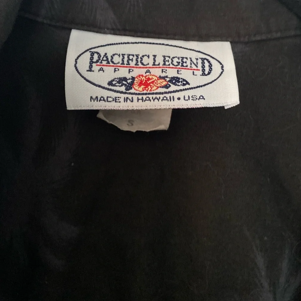 Pacific Legend Men’s Hawaiian 🌺 shirt - Picture 9 of 10